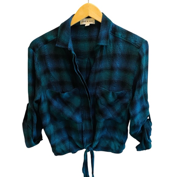 Cloth & Stone Sapphire Plaid Tie Front Button Down Shirt - Picture 3 of 8